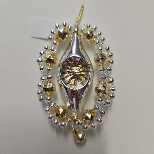 Gablonzer Medallion II