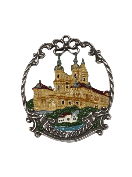 Pendentif Pin's Melk en étain
