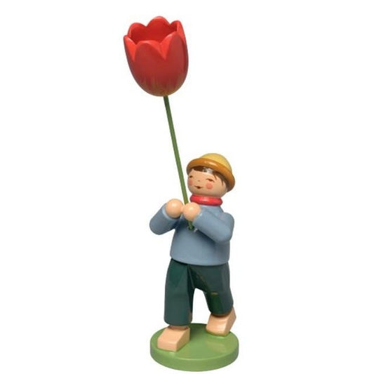 garçon avec tulipe