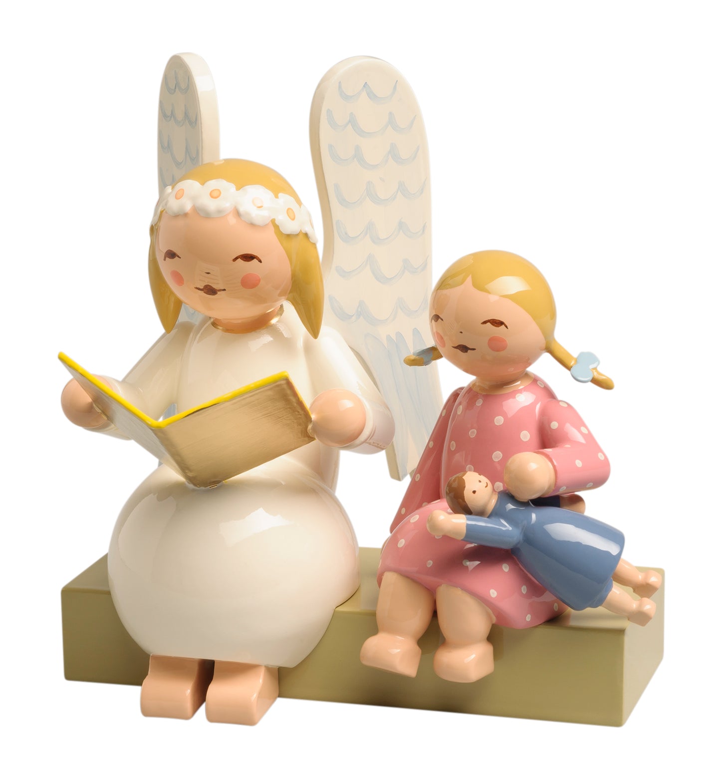 Marguerite ange sur banc avec fille